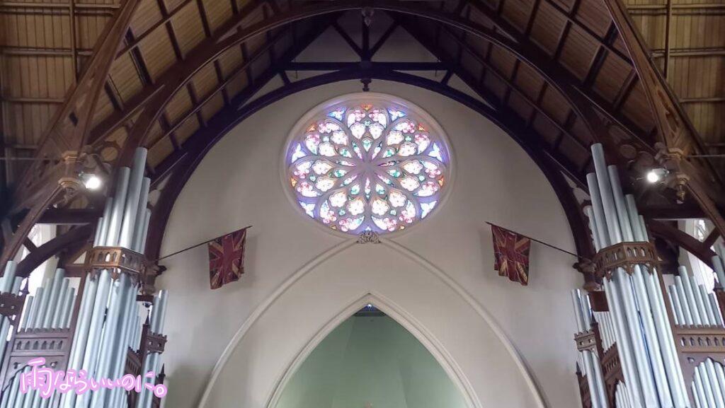 ファースト教会のバラ窓（the rose window）