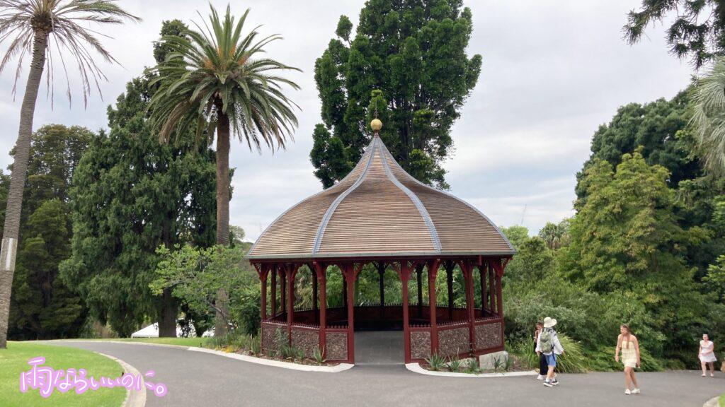 メルボルン王立植物園のローズパビリオン（MiU撮影）